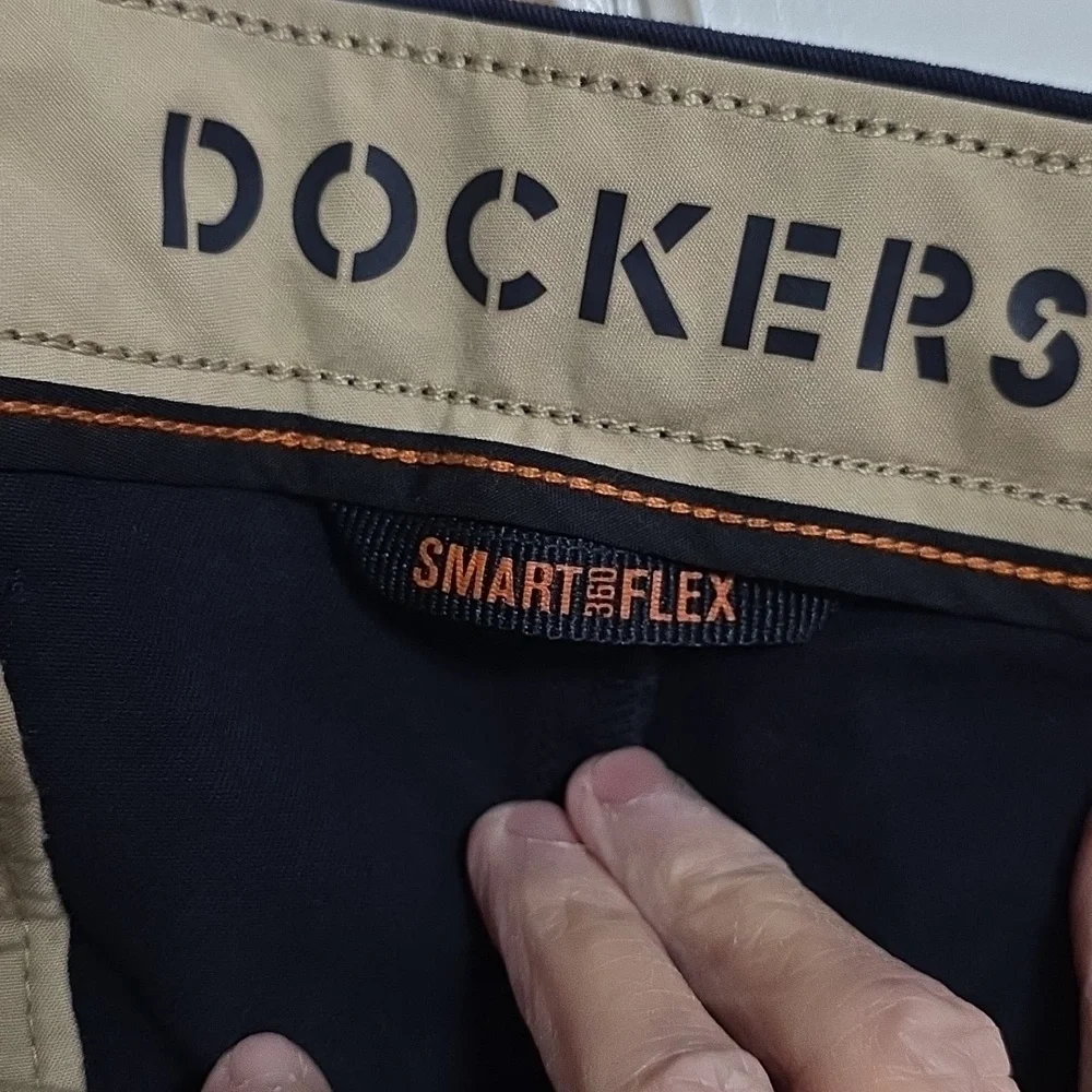 NWT Dockers Big &Tall Tapered Fit Ultimate Chino Men's‎ Pants Navy Casual 46x32